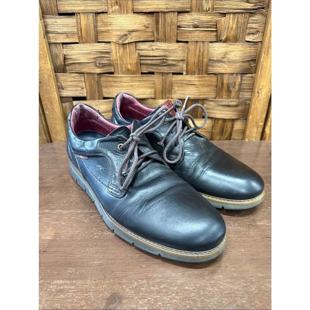 Men's Black Leather Lace-Up Derby Shoes with Red Lining